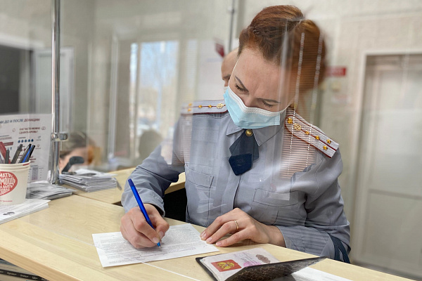 Сотрудники югорского УФСИН сдали кровь