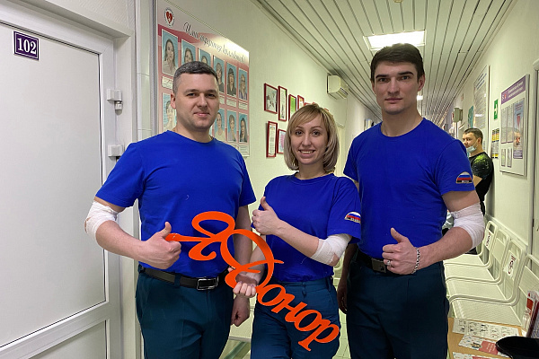 Сотрудники МЧС спешат на помощь!