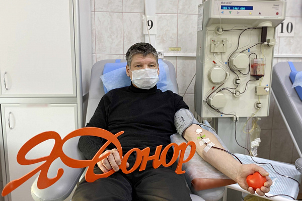 Переболели COVID-19 – поделитесь плазмой!