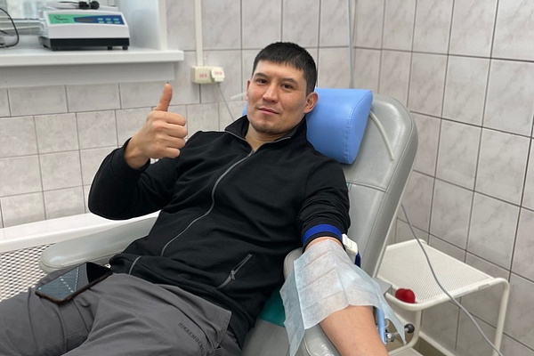 В венах доноров Югры течет мужество