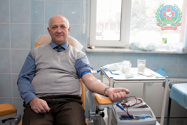 Доноры Лангепаса сдали кровь