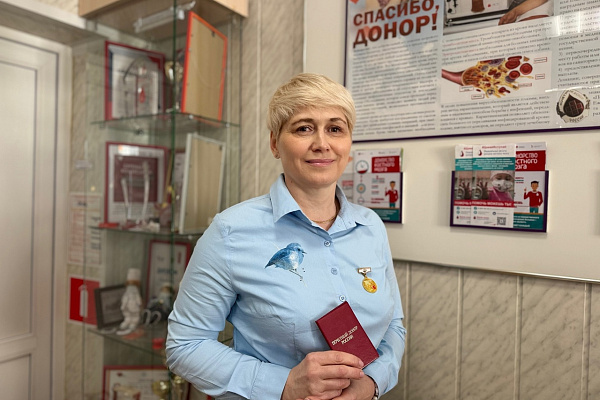 Донорам Югры вручили новые медали