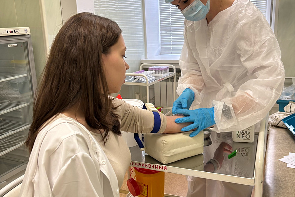 Дорогие друзья, доноры и волонтеры! 2025 год стал для нас поистине знаковым в развитии донорства костного мозга.