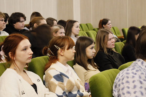 Уроки донорства для школьников Нижневартовска