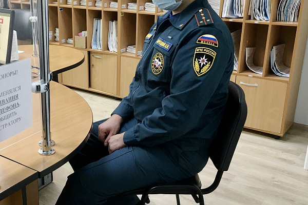 Личный пример: МЧС и полиция